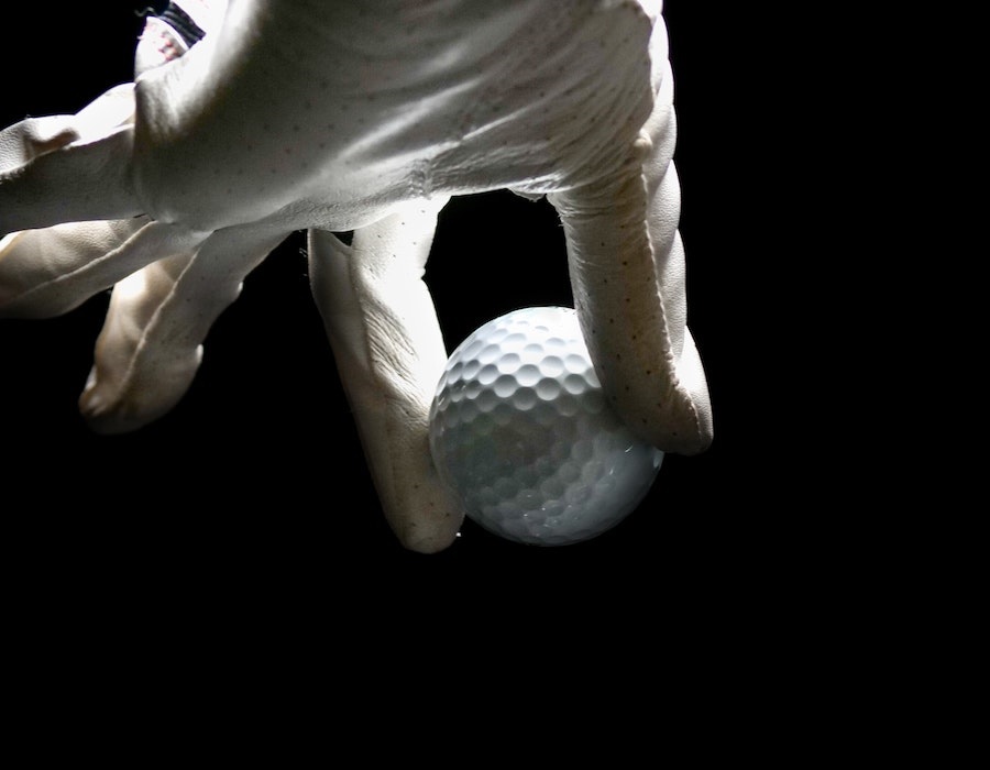 How to Clean Golf Balls