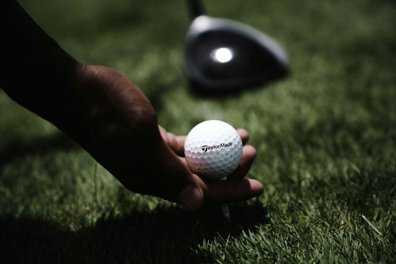 TaylorMade Golf Balls: A Buyer’s Guide