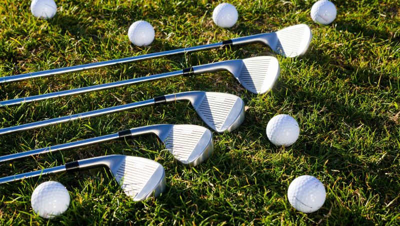 When Is the Best Time to Buy Golf Balls?